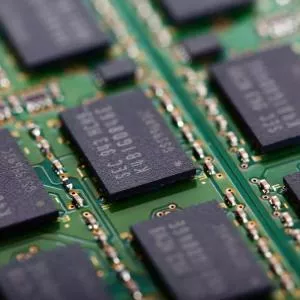 Pénurie de mémoire vive : les futurs smartphones à petit prix risquent-ils de ramer ?