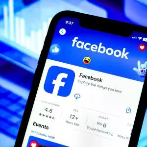 Facebook : Le partage de liens bientôt réservé aux abonnés payants ?