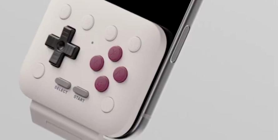 8BitDo FlipPad : Le gaming mobile à la verticale s'offre un look rétro