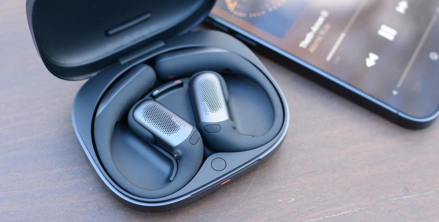 Shokz OpenFit Pro : Le pari du son spatial et du confort "oreilles libres" au CES 2026