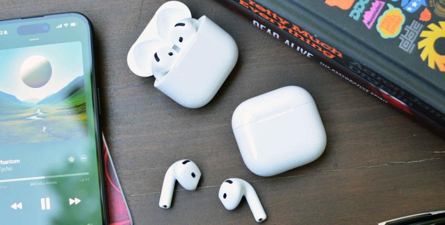 AirPods : le guide complet pour les connecter à tous vos appareils