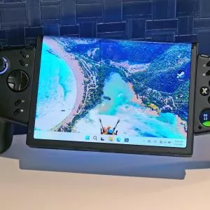 Lenovo Legion Go Fold : L'écran pliable au service du gaming nomade